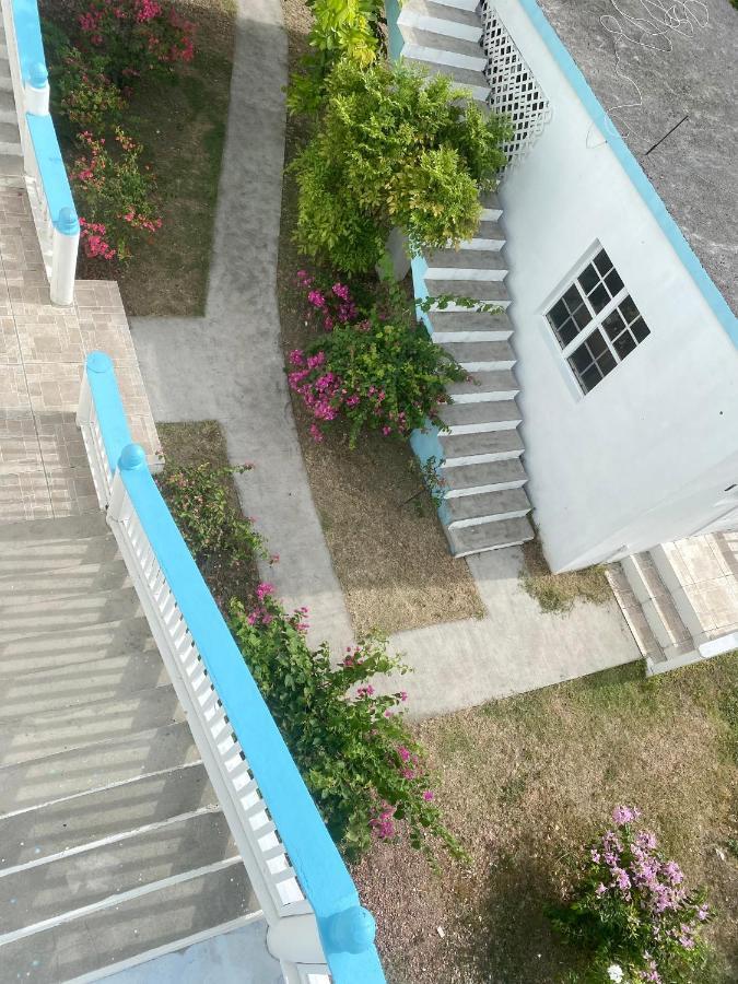 Beverley'S Guest House, Nevis Exterior foto